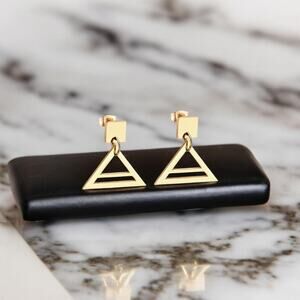 NEW 18K yellow gold plated triangle drop earrings jewelry B8A
